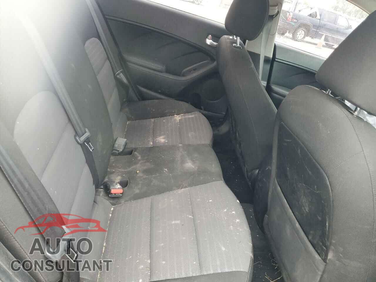 KIA FORTE 2017 - 3KPFL4A77HE060672