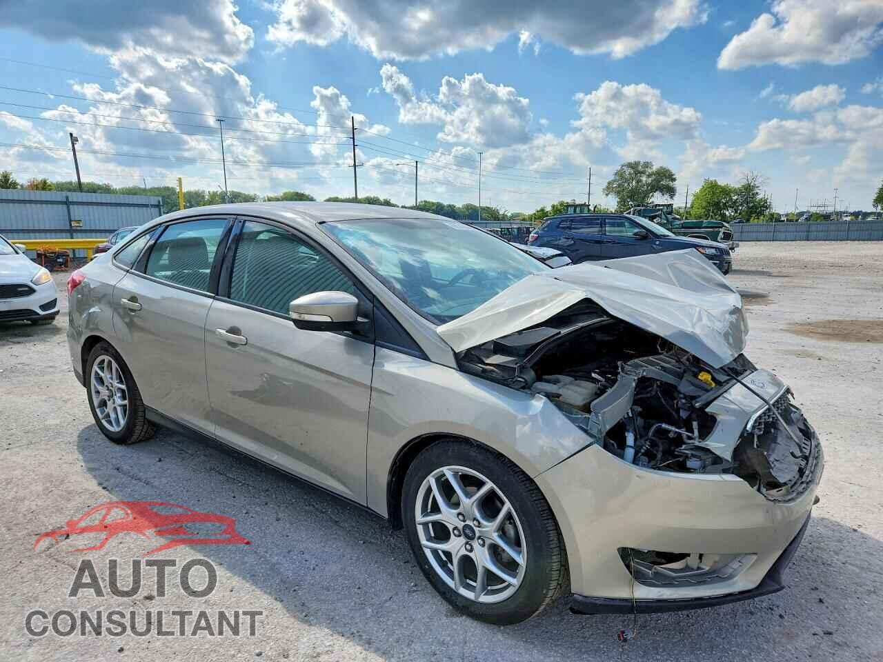 FORD FOCUS 2015 - 1FADP3F2XFL255453
