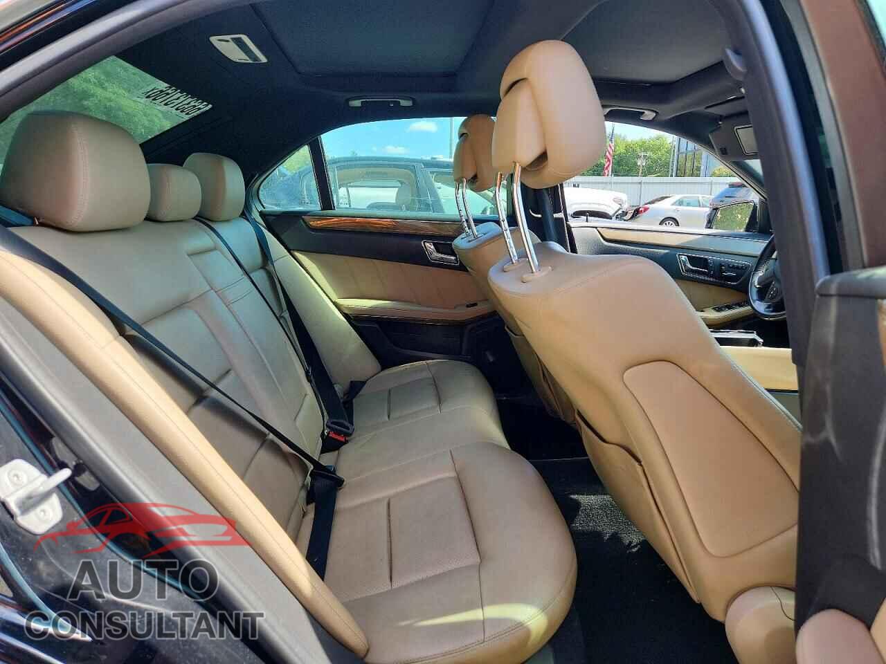 MERCEDES-BENZ E-CLASS 2011 - WDDHF8HB0BA352052