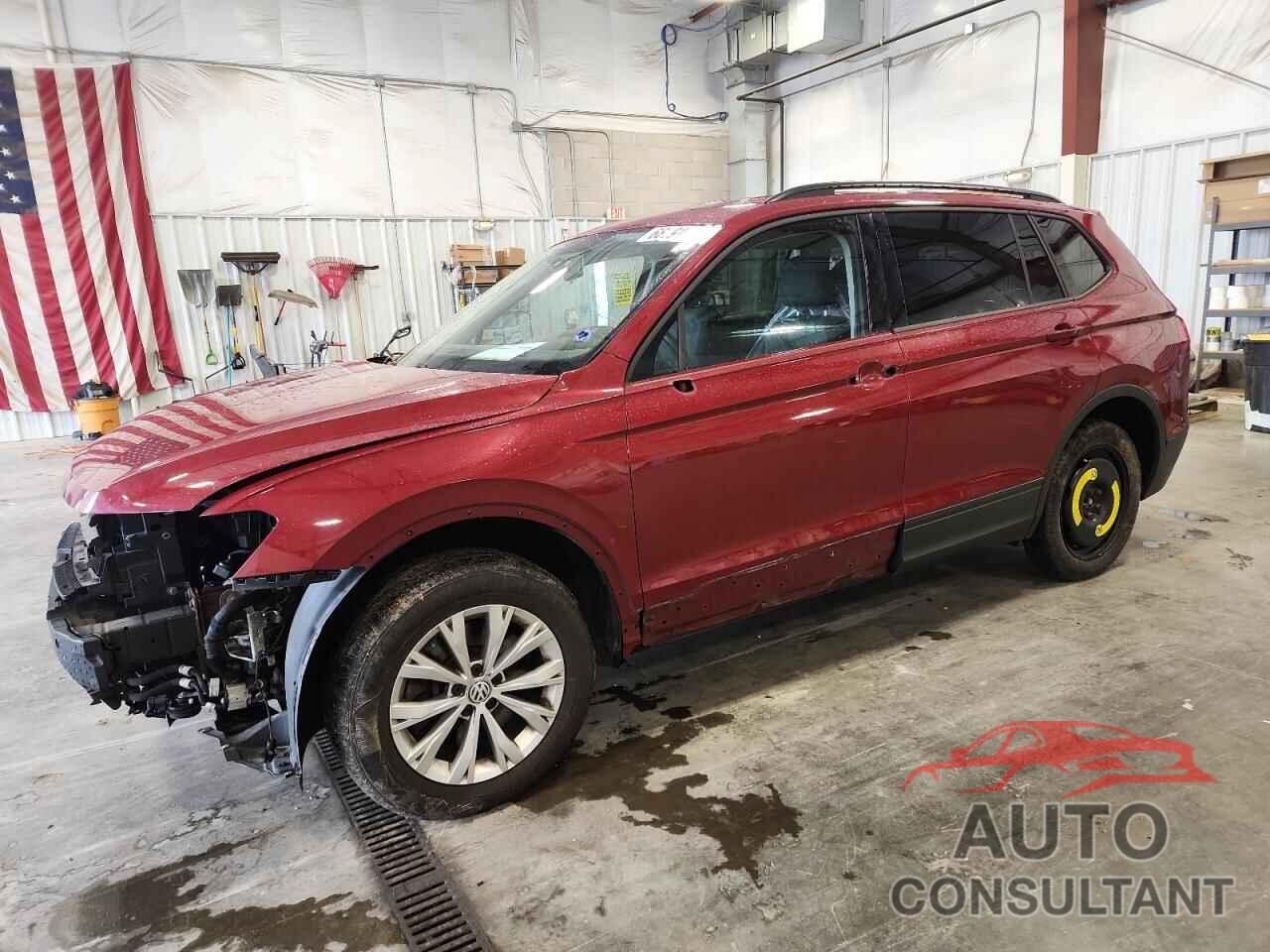 VOLKSWAGEN TIGUAN 2018 - 3VV0B7AX6JM043160