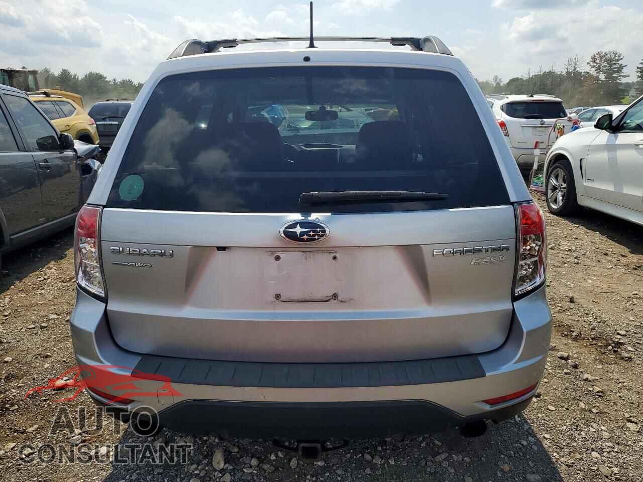 SUBARU FORESTER 2013 - JF2SHAEC6DH438217