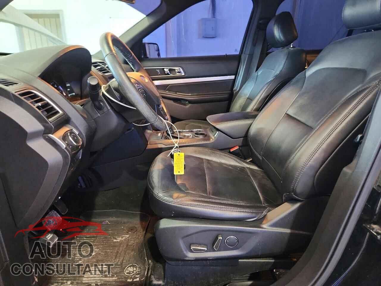 FORD EXPLORER 2017 - 1FM5K7D80HGD97538