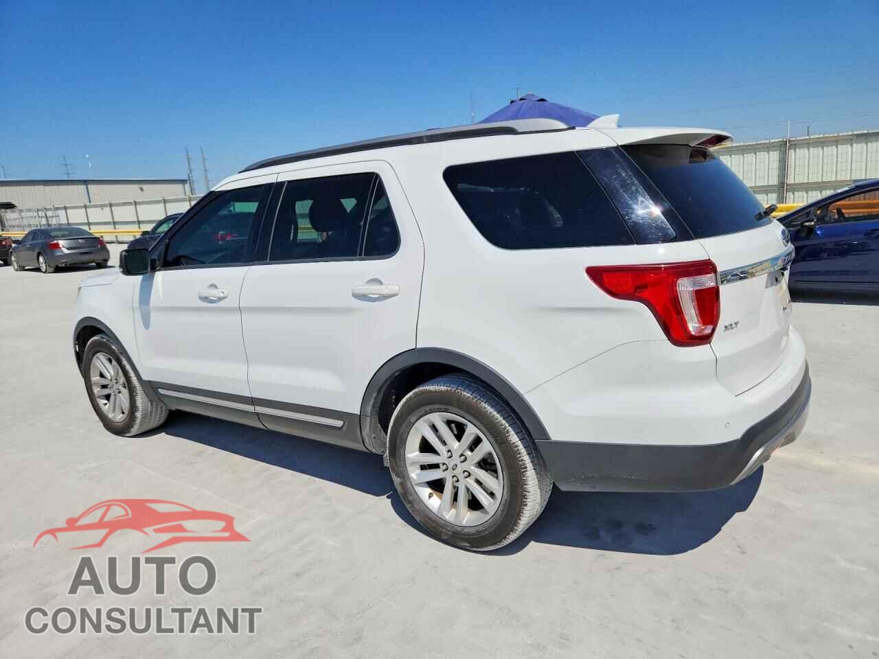 FORD EXPLORER 2017 - 1FM5K7D82HGC46703