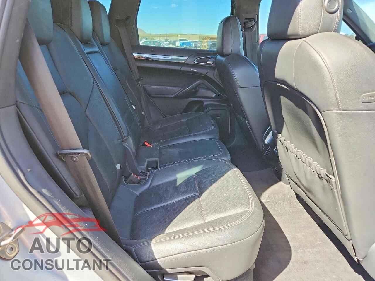 PORSCHE CAYENNE 2012 - WP1AA2A20CLA00479