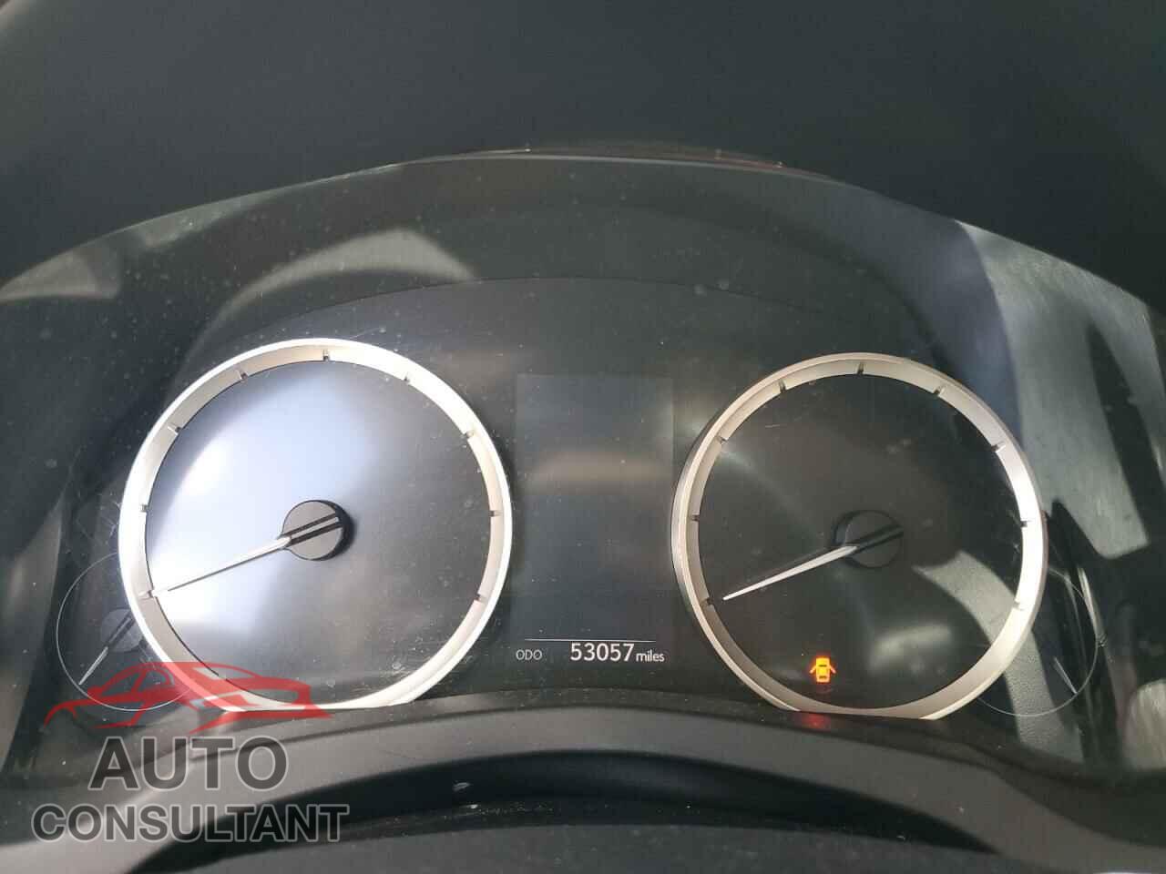 LEXUS IS 2016 - JTHBA1D29G5032528
