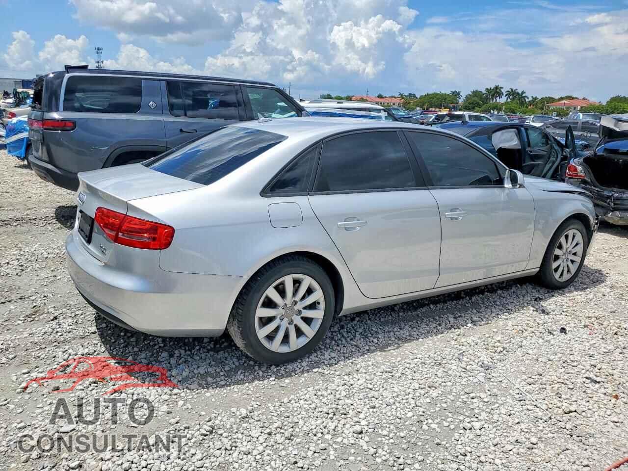 AUDI A4 2013 - WAUBFAFL7DA143197