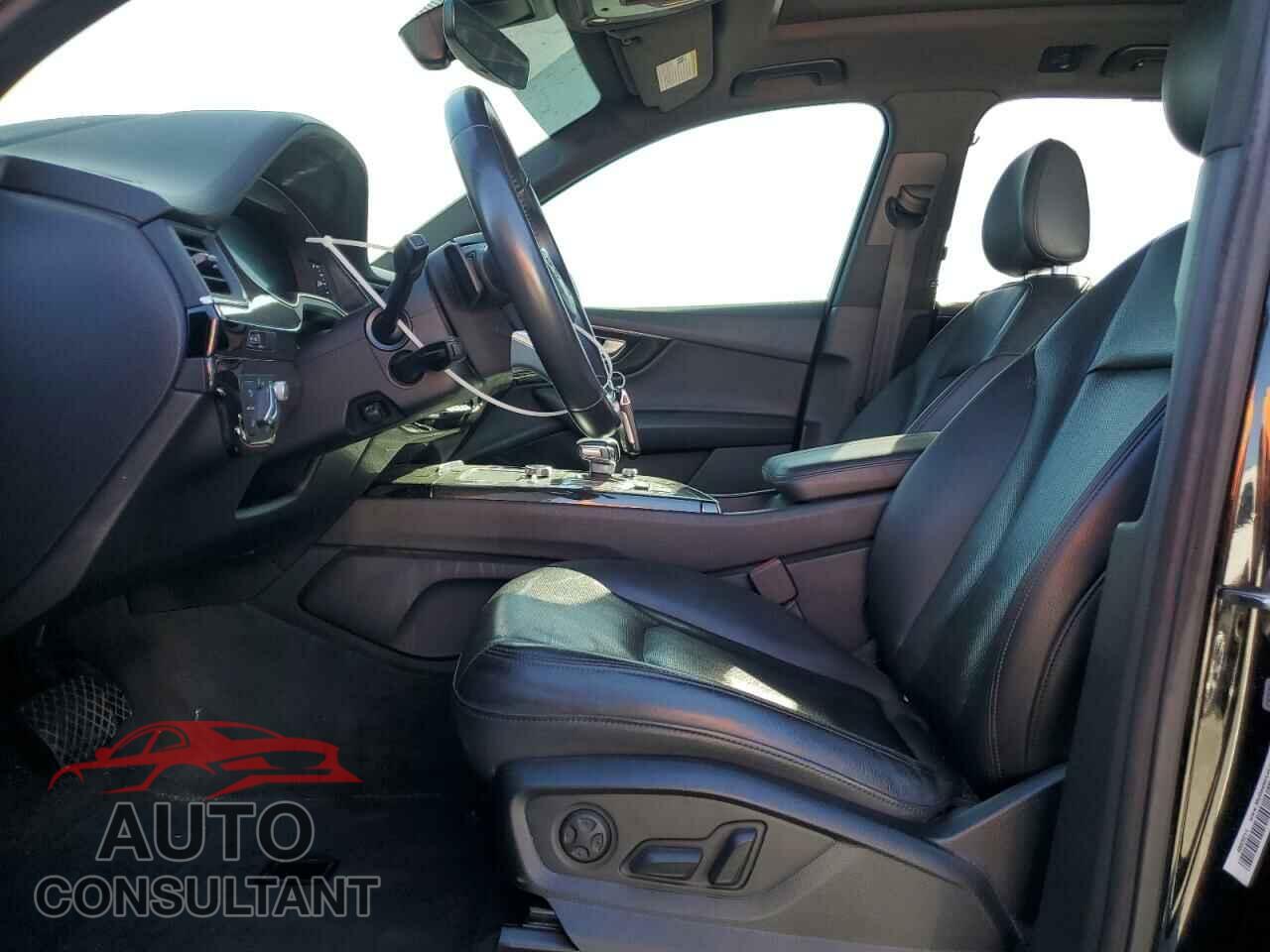 AUDI Q7 2019 - WA1VAAF70KD013978
