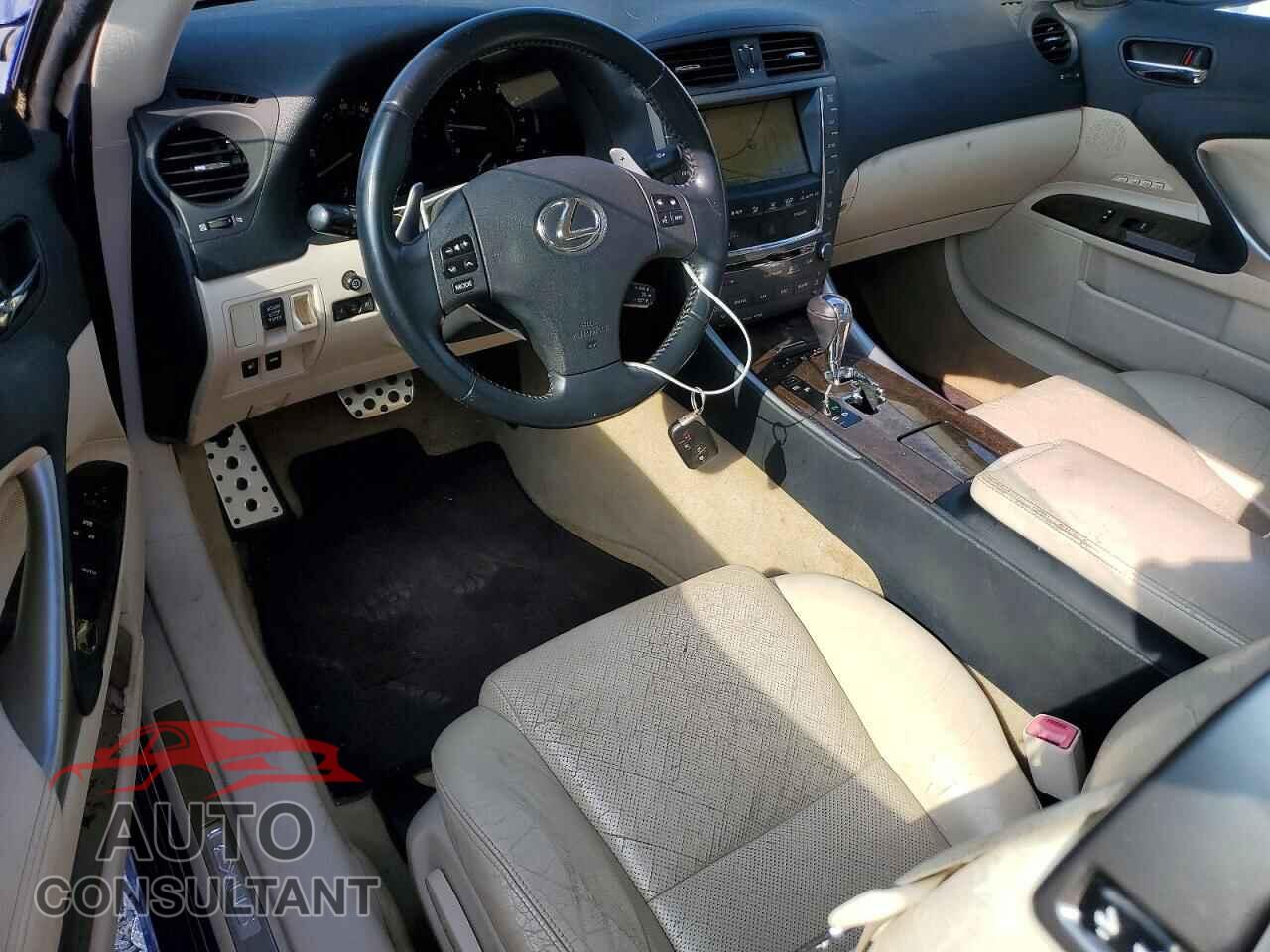 LEXUS IS 2010 - JTHFE2C21A2503030