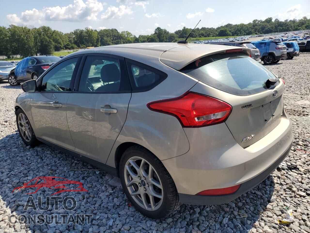 FORD FOCUS 2015 - 1FADP3K21FL264905