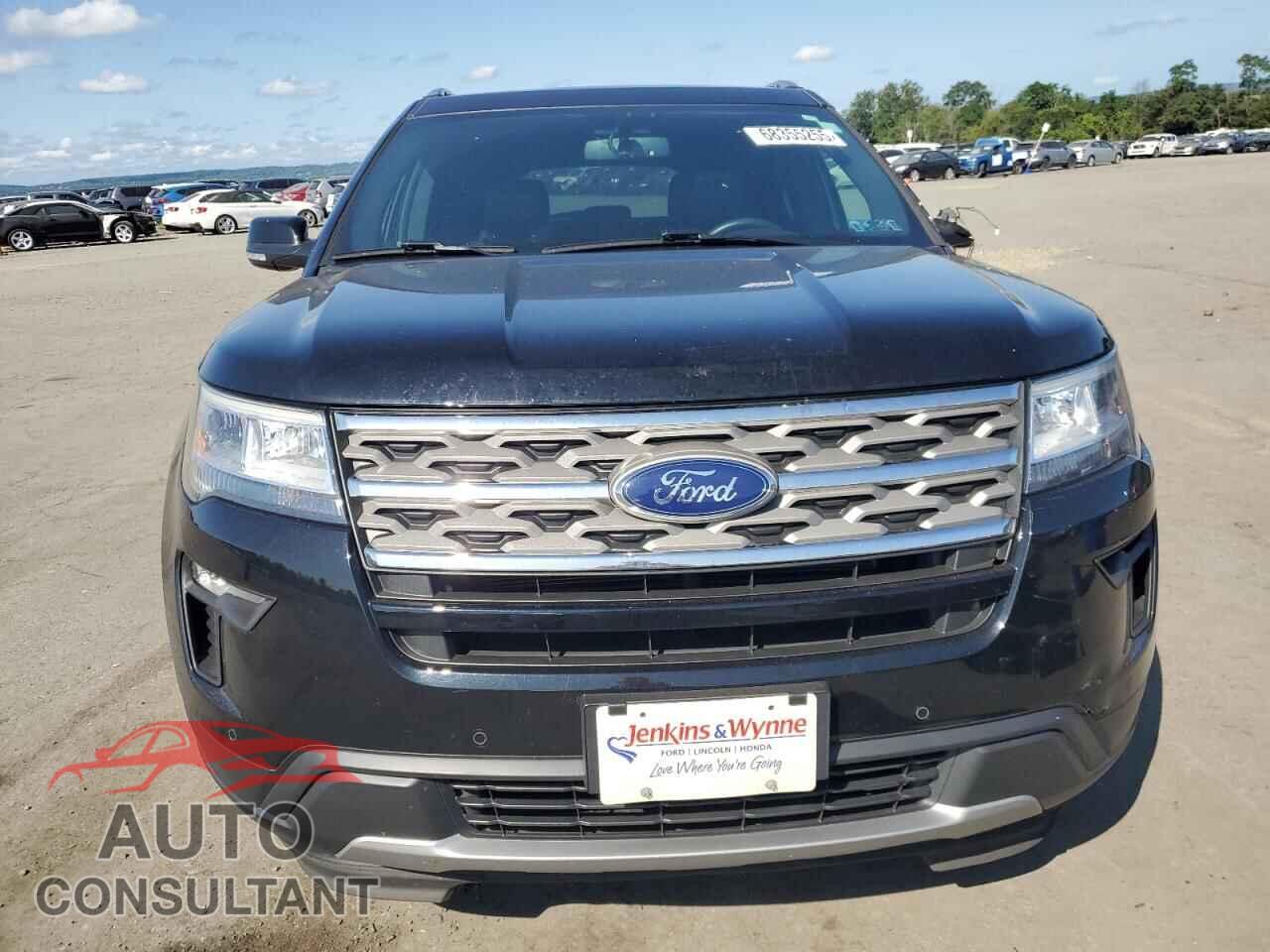 FORD EXPLORER 2018 - 1FM5K7D8XJGB84652