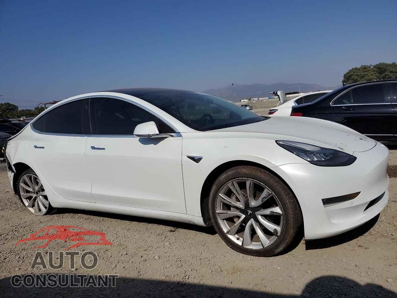 TESLA MODEL 3 2018 - 5YJ3E1EB2JF092312