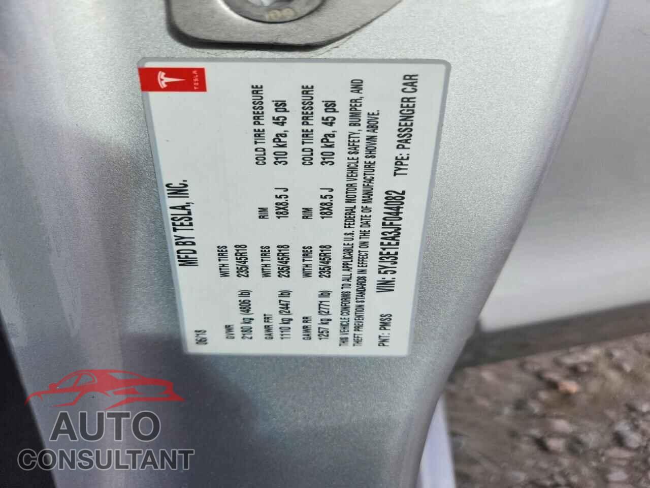 TESLA MODEL 3 2018 - 5YJ3E1EA3JF044082