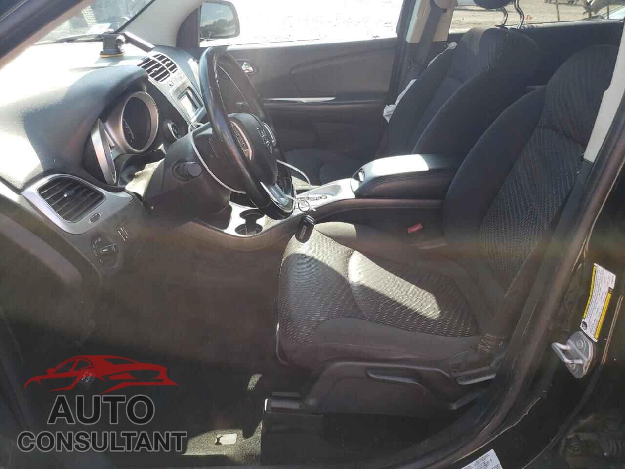 DODGE JOURNEY 2015 - 3C4PDCCG6FT687249