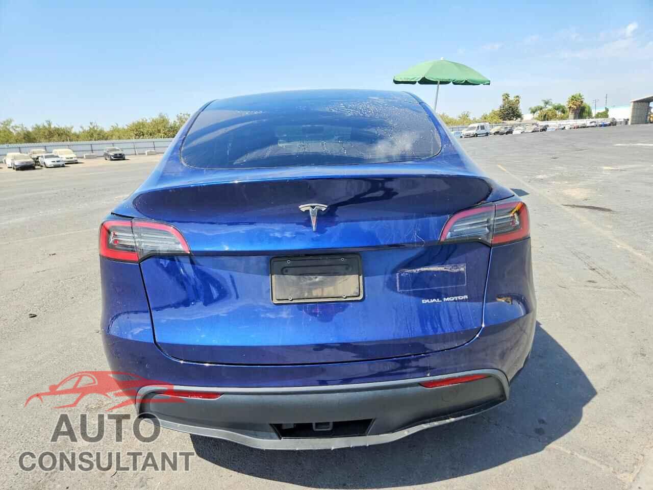 TESLA MODEL Y 2023 - 7SAYGDEE0PF784334