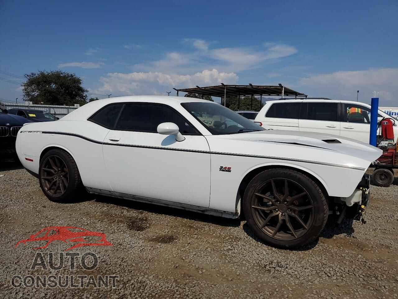 DODGE CHALLENGER 2015 - 2C3CDZAT8FH869226