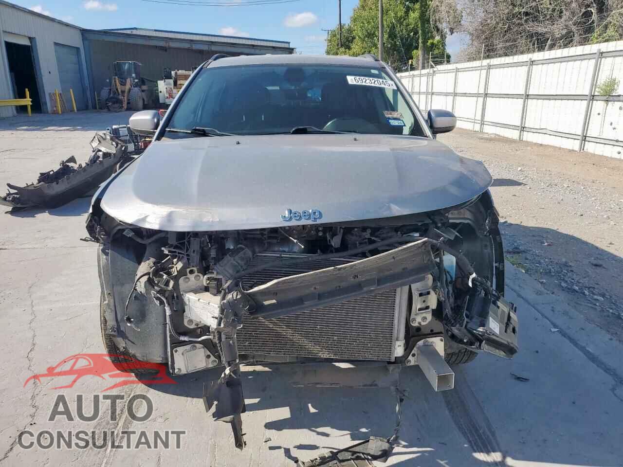 JEEP COMPASS 2020 - 3C4NJCBB9LT230033