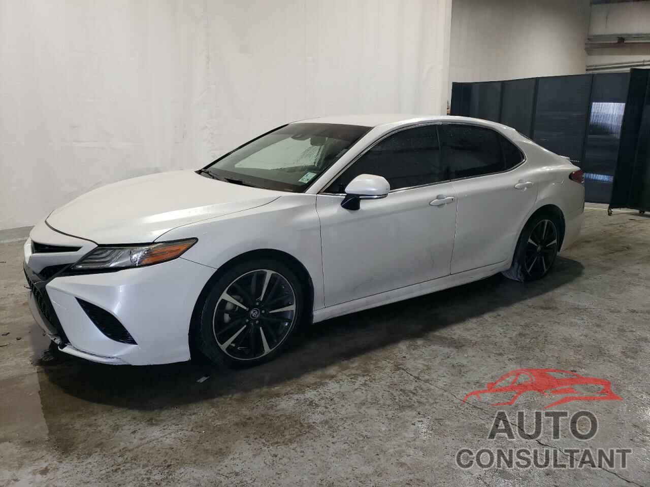 TOYOTA CAMRY 2019 - 4T1B61HK2KU775832