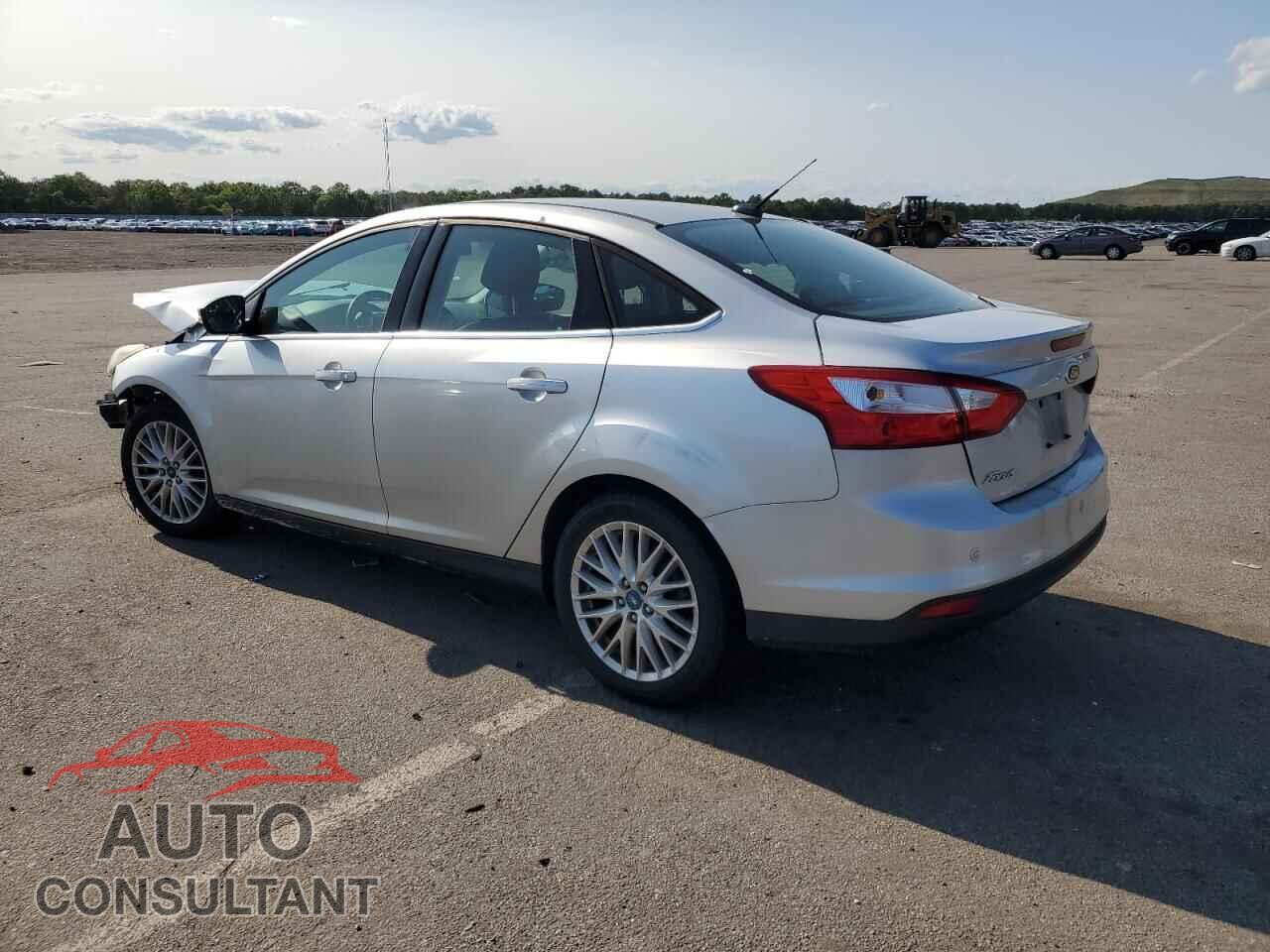 FORD FOCUS 2012 - 1FAHP3H22CL171685