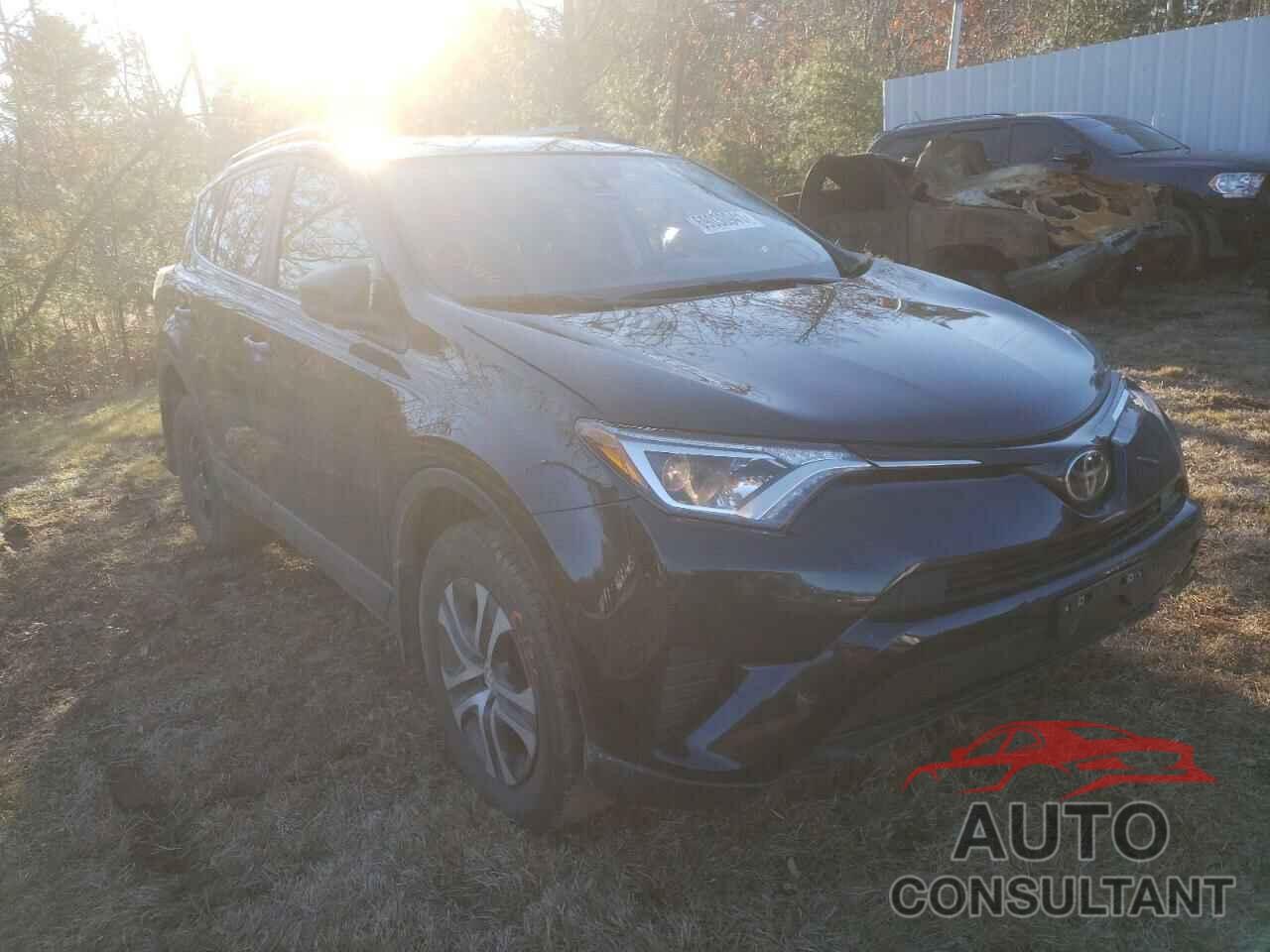 TOYOTA RAV4 2017 - JTMBFREV4HJ158587