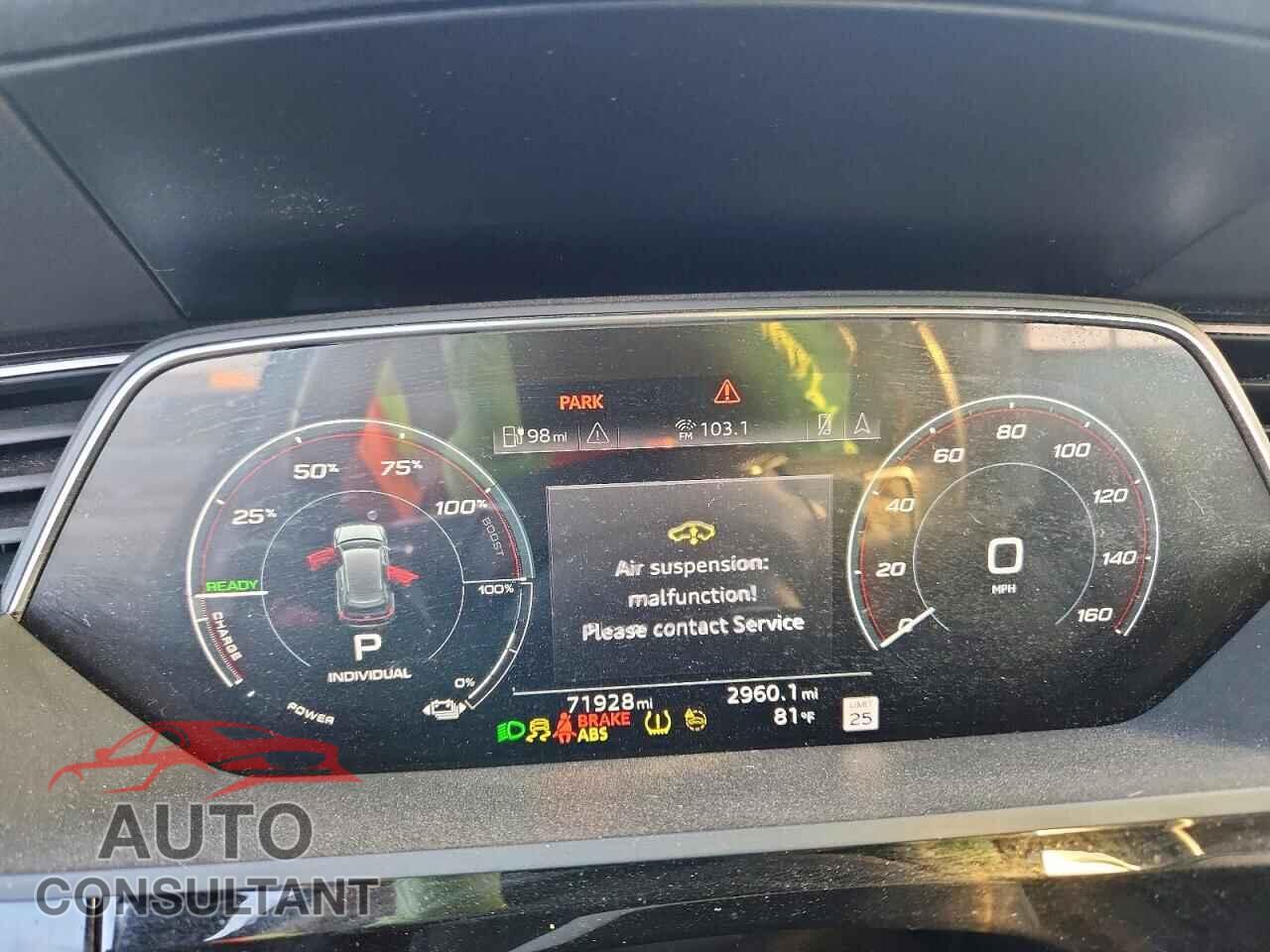 AUDI E-TRON 2021 - WA1LAAGE5MB036983