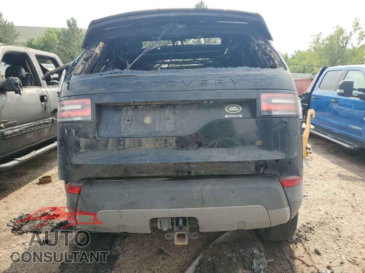 LAND ROVER DISCOVERY 2017 - SALRRBBV4HA013432