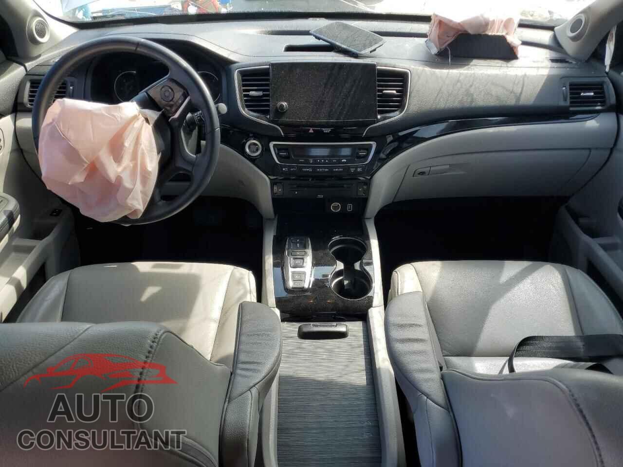 HONDA PILOT 2019 - 5FNYF6H68KB001897
