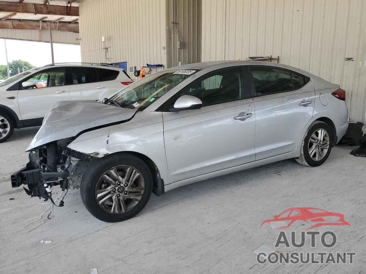 HYUNDAI ELANTRA 2019 - 5NPD84LFXKH450522