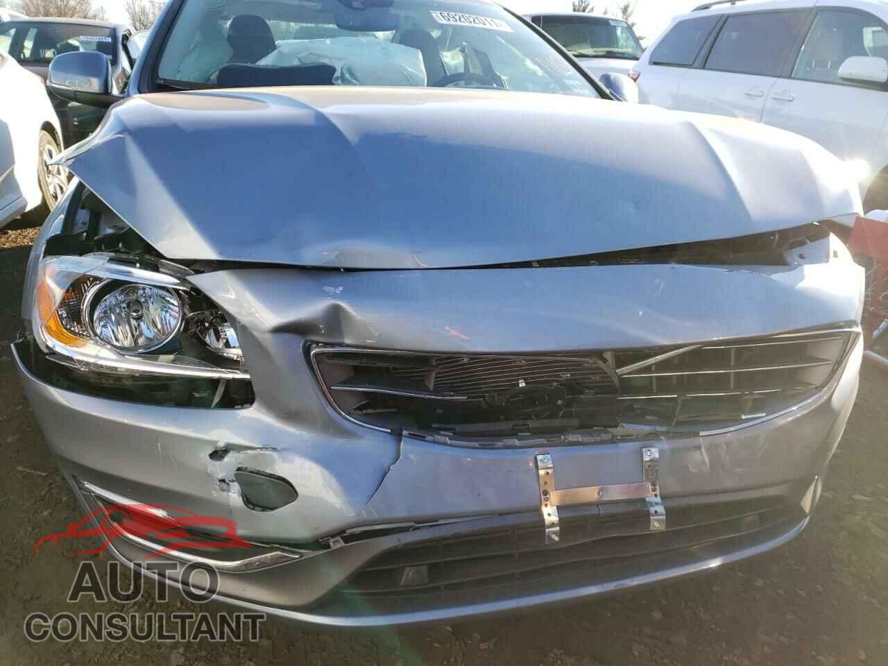 VOLVO S60 2017 - LYV402TK8HB155551