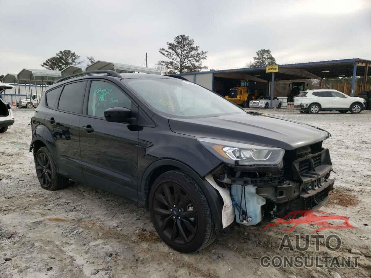 FORD ESCAPE 2018 - 1FMCU0GD3JUD40940