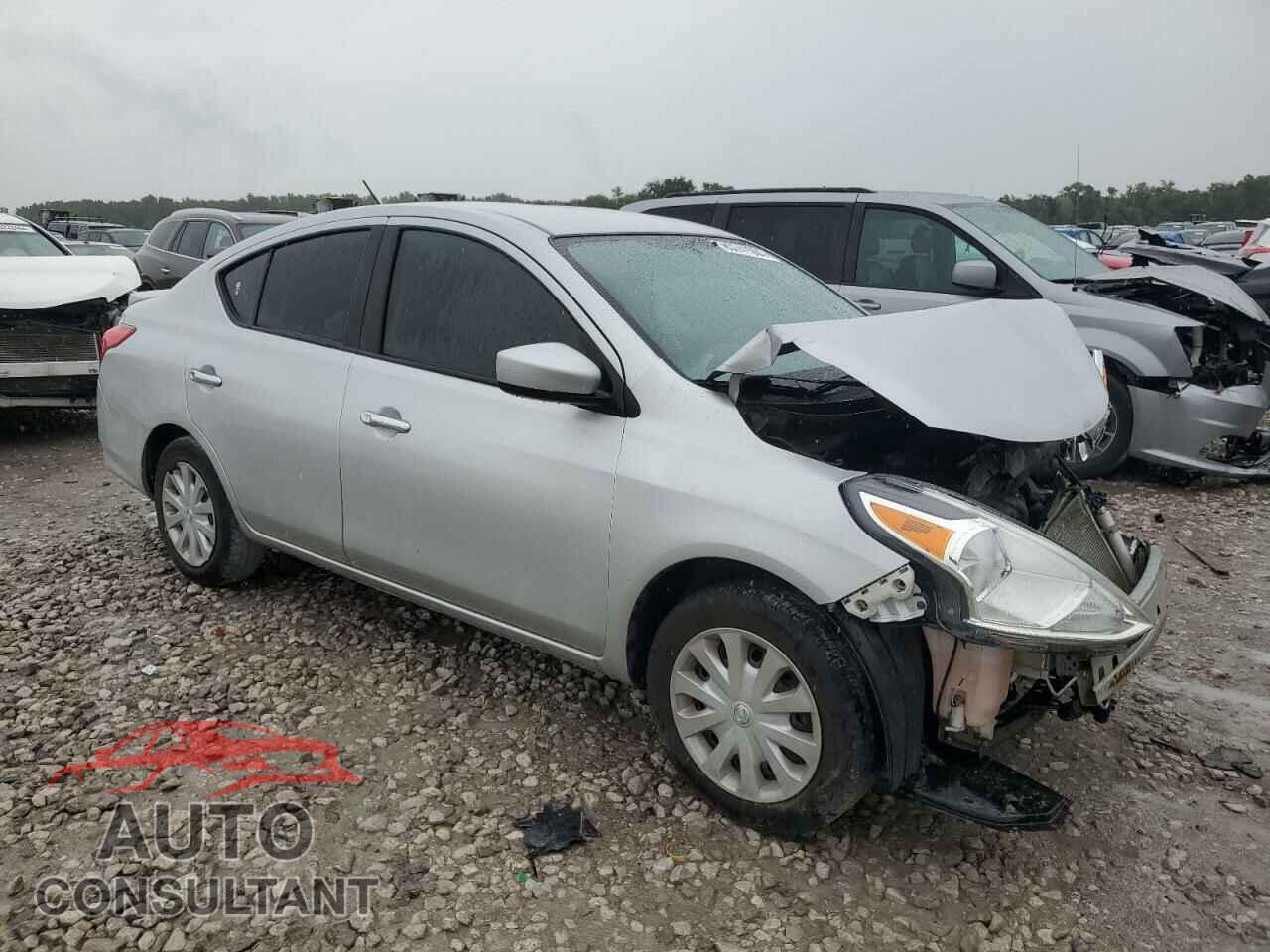 NISSAN VERSA 2019 - 3N1CN7AP3KL844643