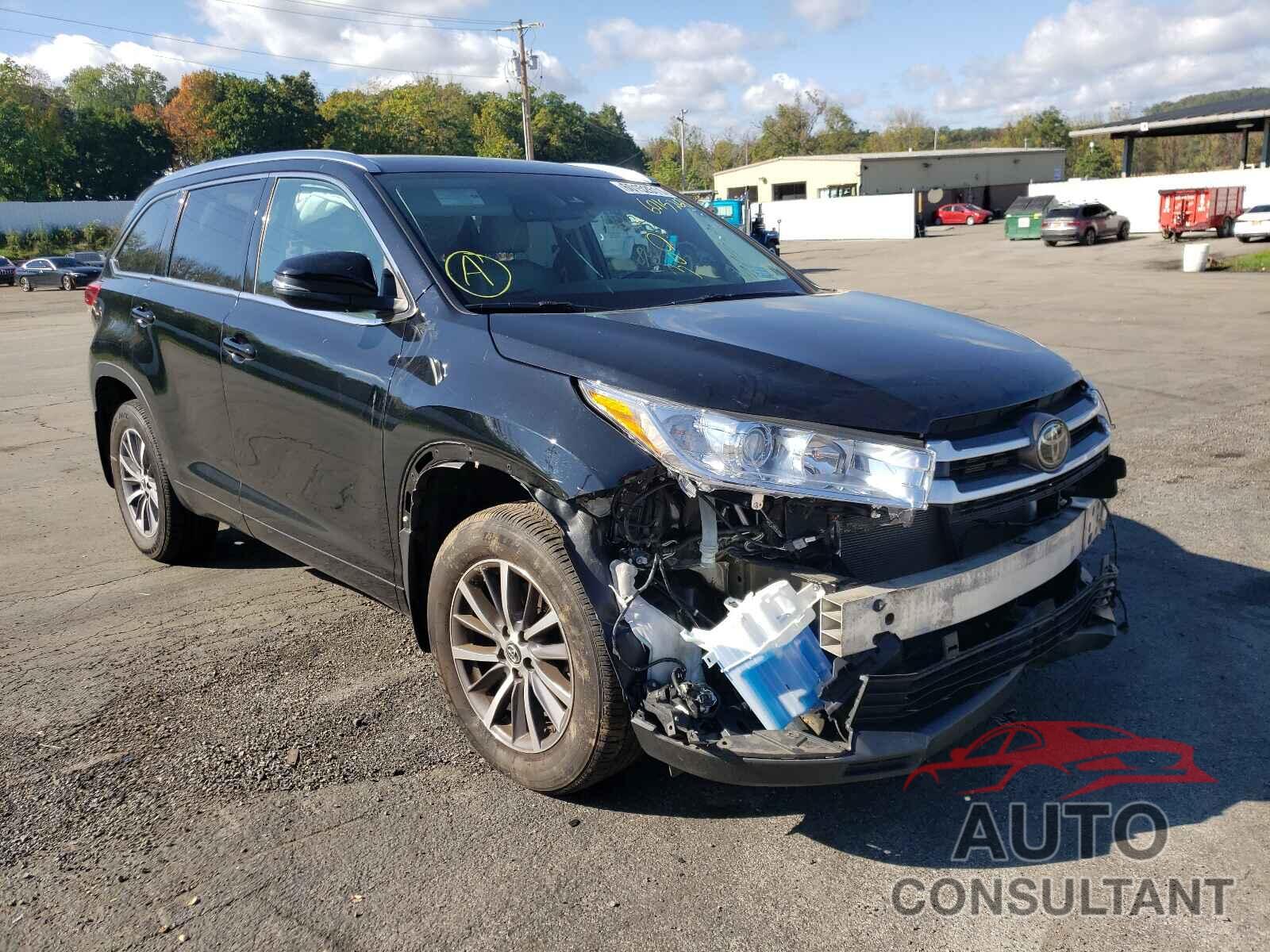 TOYOTA HIGHLANDER 2018 - 5TDJZRFH9JS548430