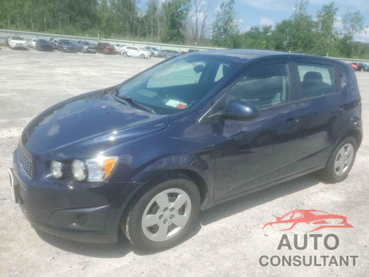 CHEVROLET SONIC 2016 - 1G1JA6SG7G4113163