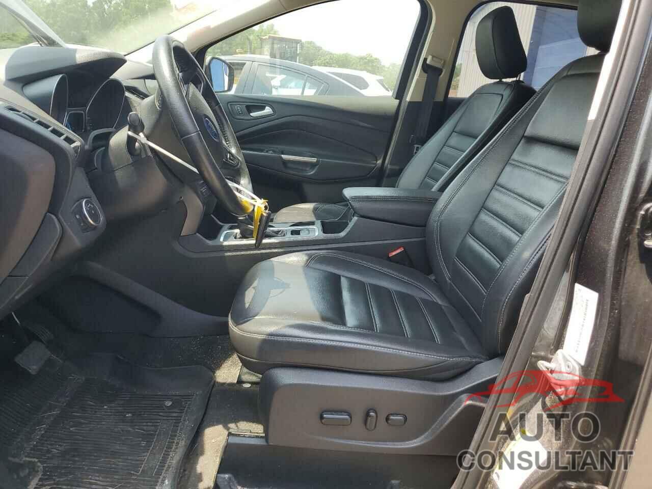 FORD ESCAPE 2019 - 1FMCU9HD7KUA01098