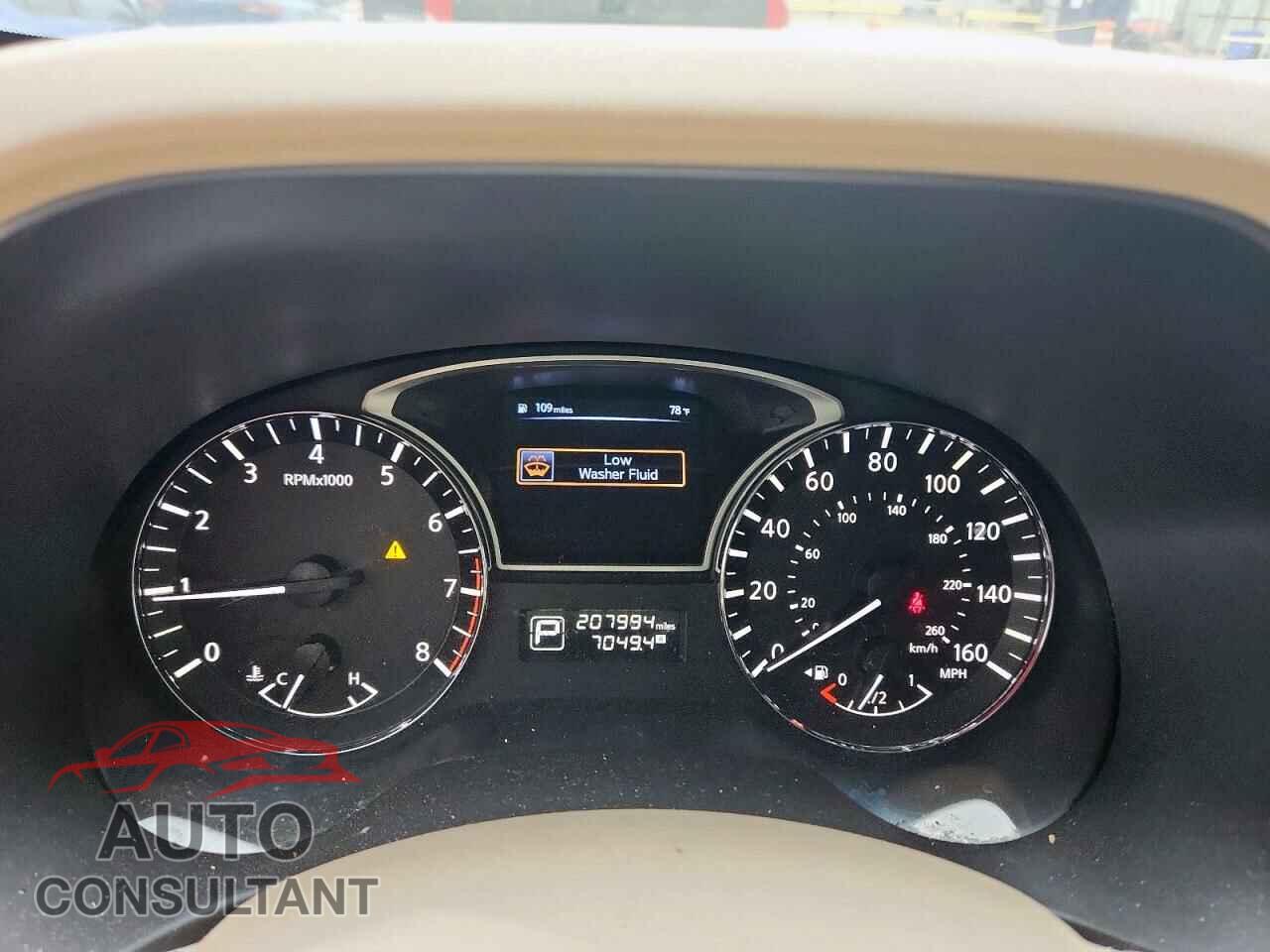 NISSAN PATHFINDER 2014 - 5N1AR2MN1EC617159