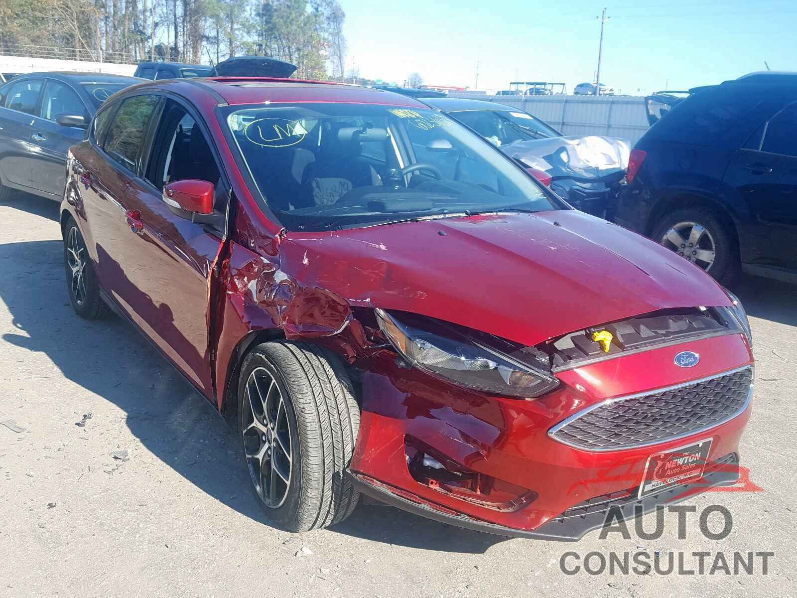 FORD FOCUS 2017 - 1FADP3M26HL312043
