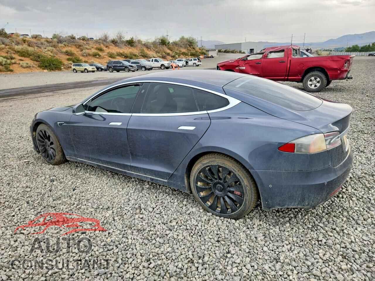 TESLA MODEL S 2018 - 5YJSA1E20JF253599
