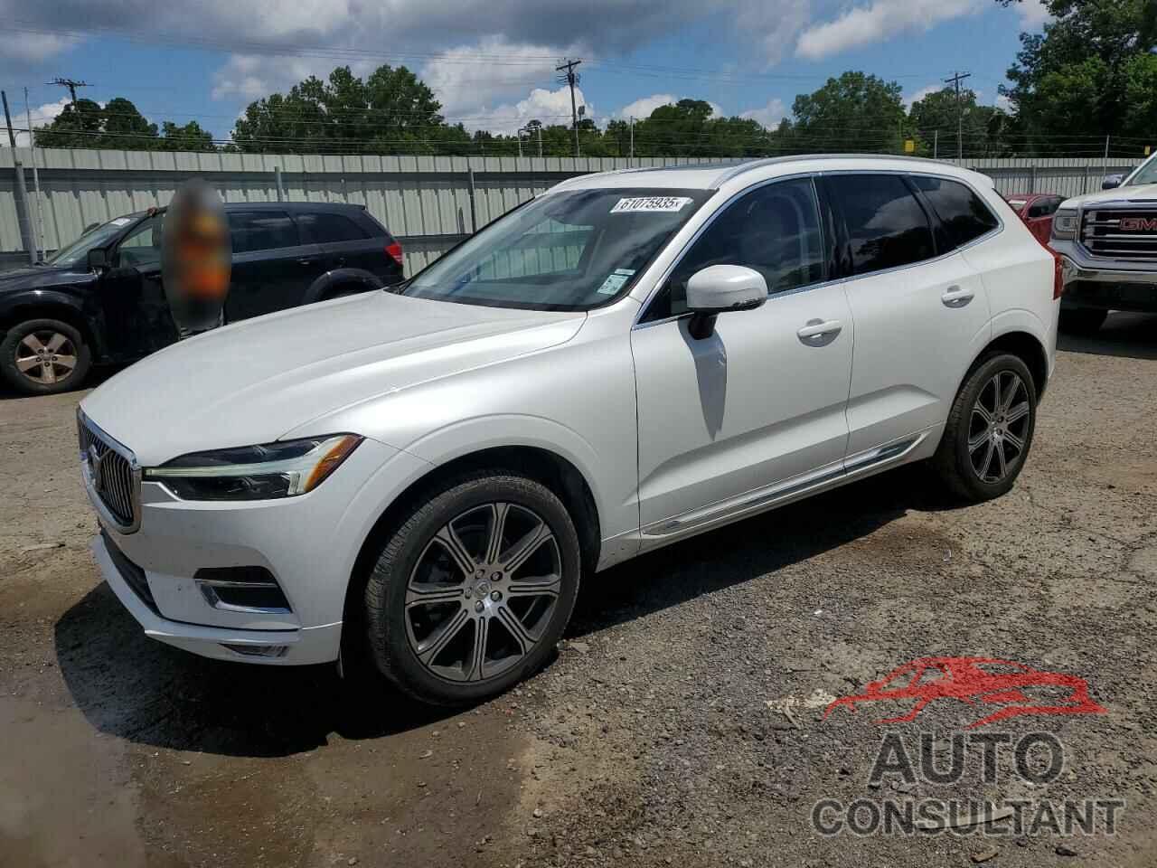 VOLVO XC60 2021 - YV4102DL0M1814571