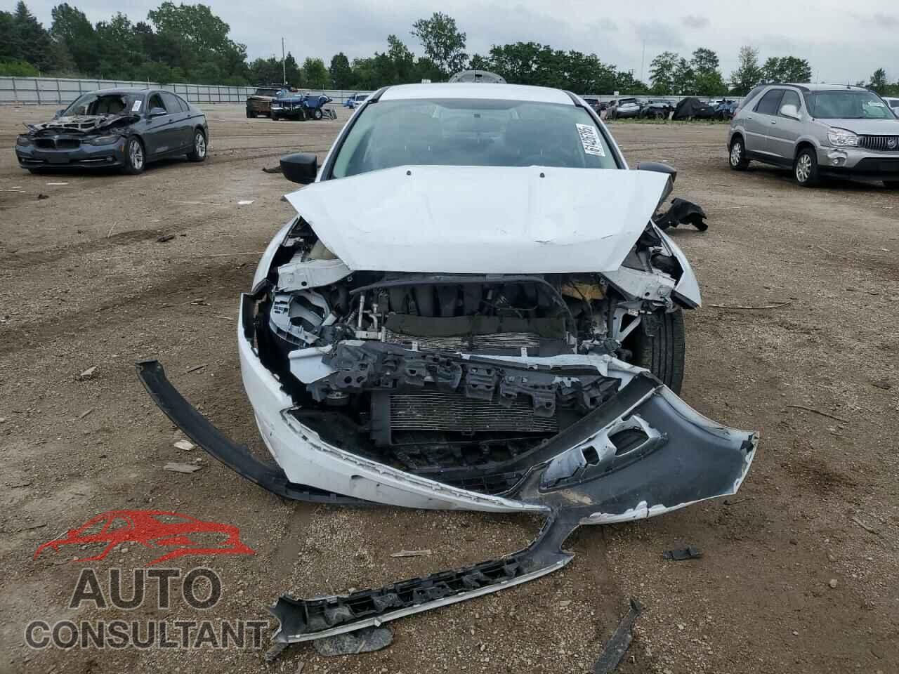 FORD FOCUS 2016 - 1FADP3E20GL211903
