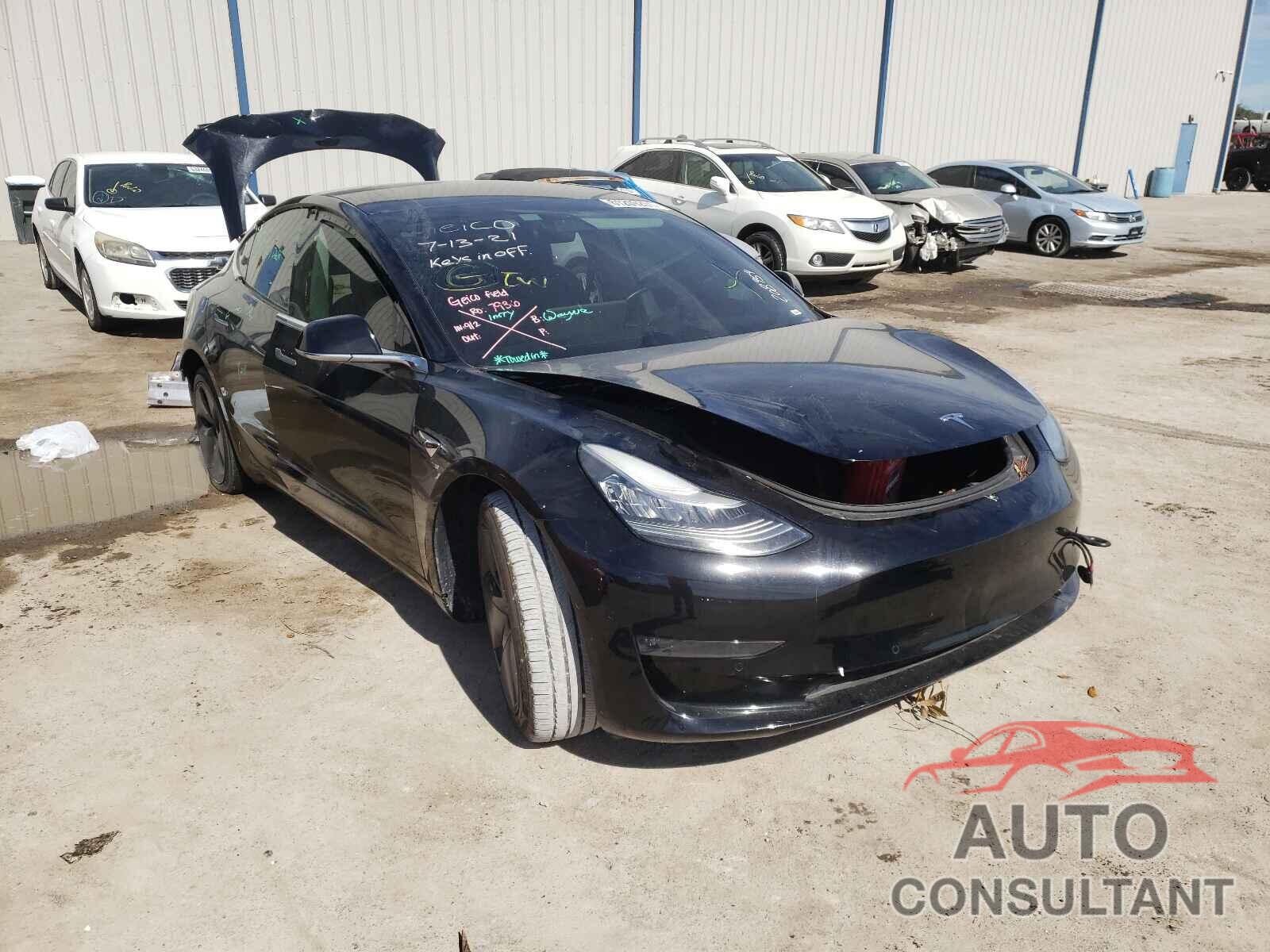 TESLA MODEL 3 2019 - 5YJ3E1EB8KF208954