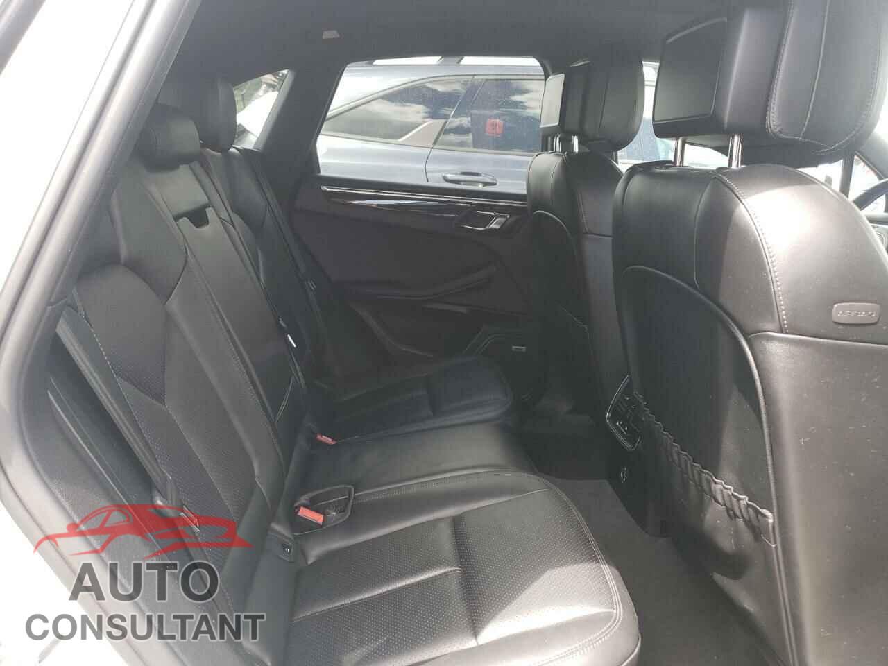 PORSCHE MACAN 2018 - WP1AA2A51JLB02994