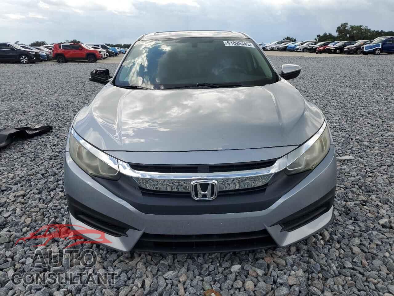 HONDA CIVIC 2018 - 19XFC2F75JE031612