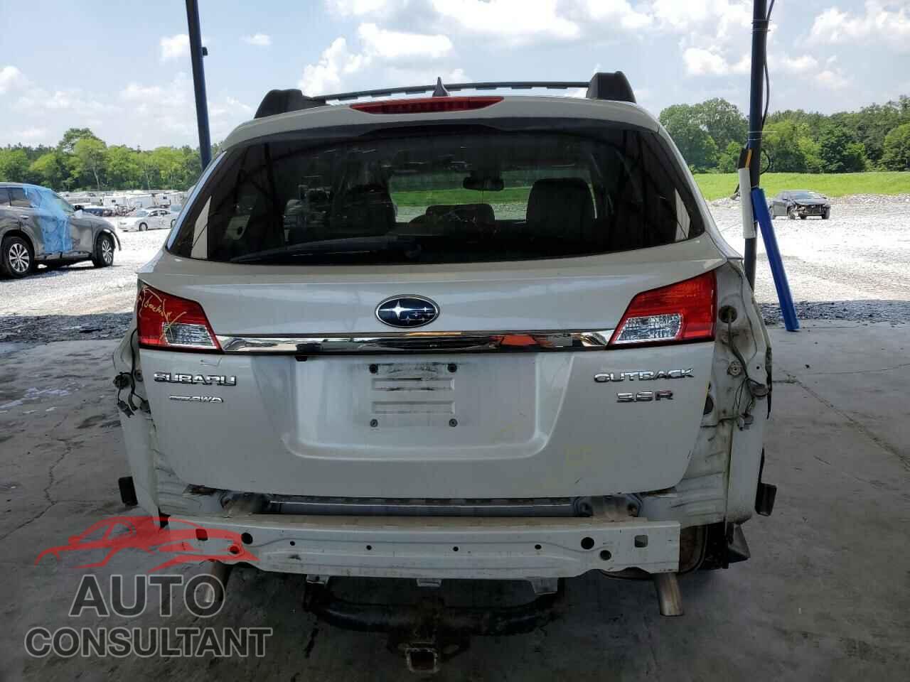 SUBARU OUTBACK 2011 - 4S4BRDKC8B2372945