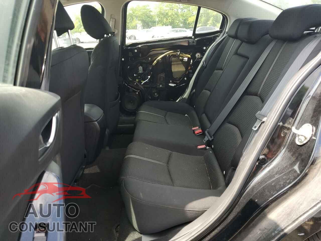 MAZDA 3 2017 - 3MZBN1U76HM139093