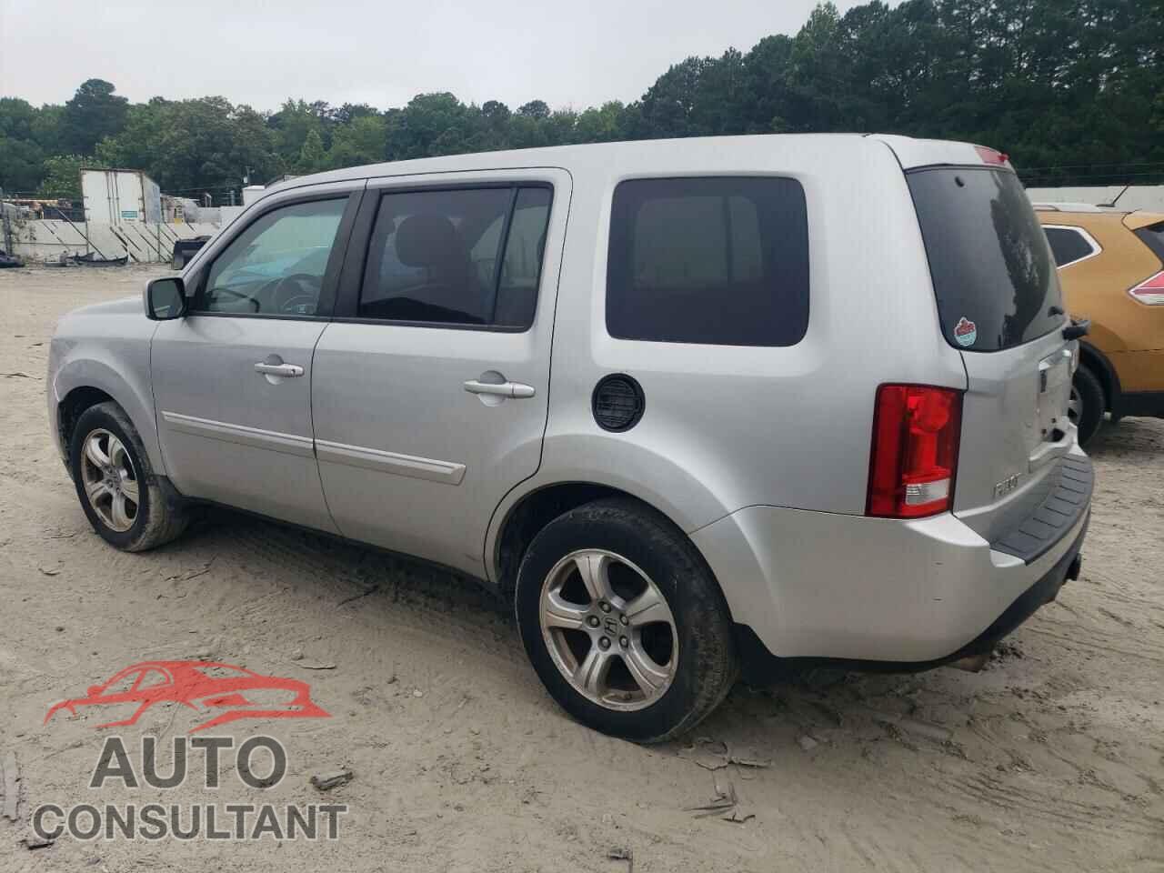 HONDA PILOT 2012 - 5FNYF4H56CB011681