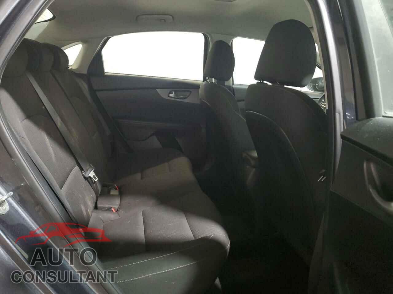 KIA FORTE 2019 - 3KPF24AD4KE101937