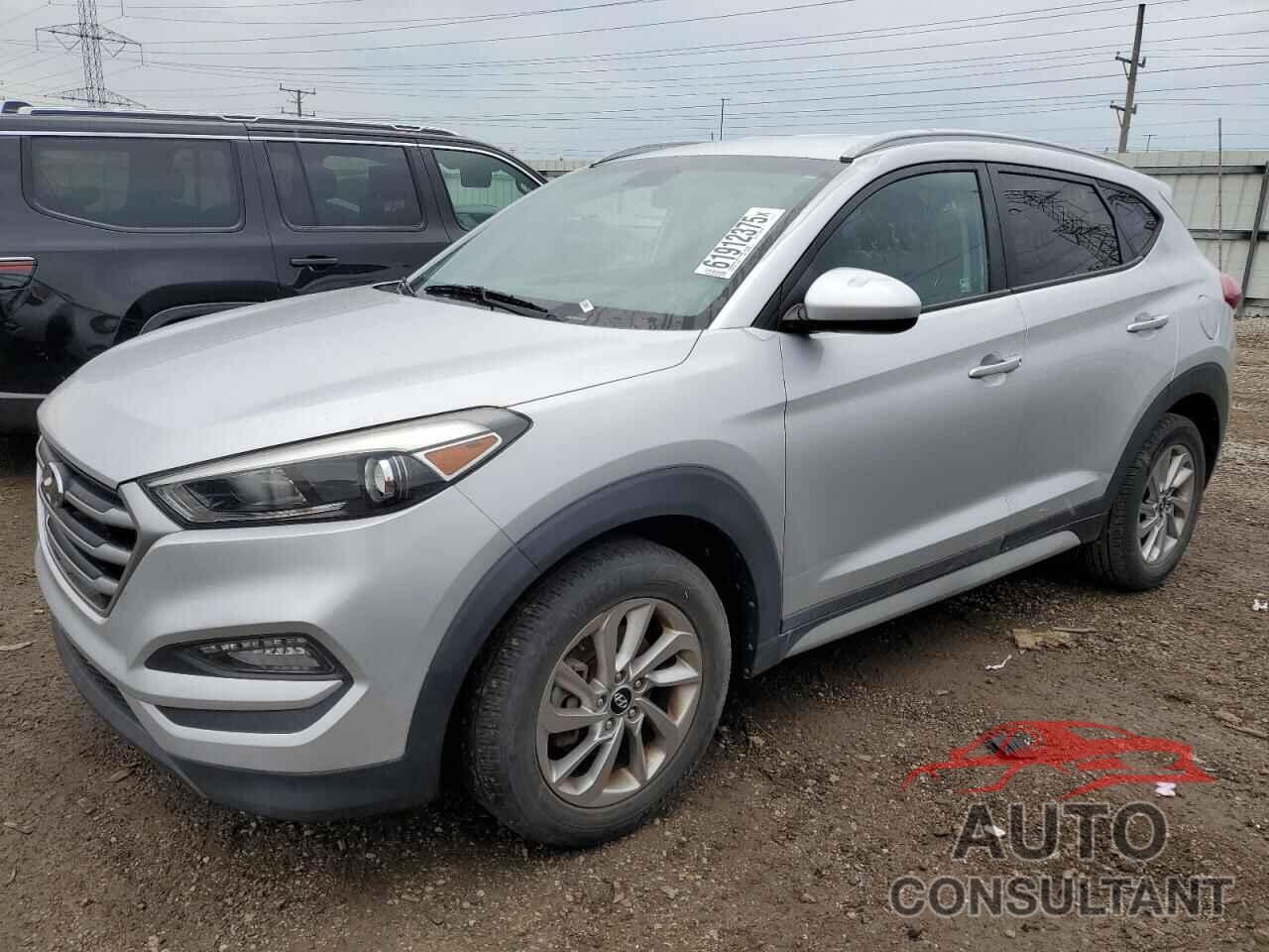 HYUNDAI TUCSON 2018 - KM8J33A43JU710921