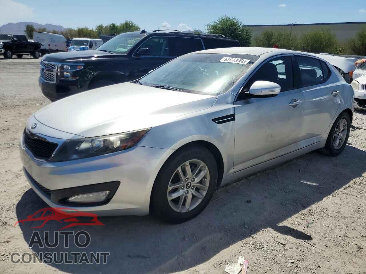 KIA OPTIMA 2011 - KNAGM4A76B5170176