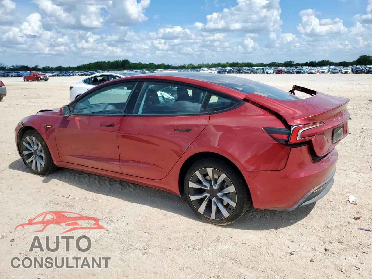 TESLA MODEL 3 2024 - 5YJ3E1EA7RF829538