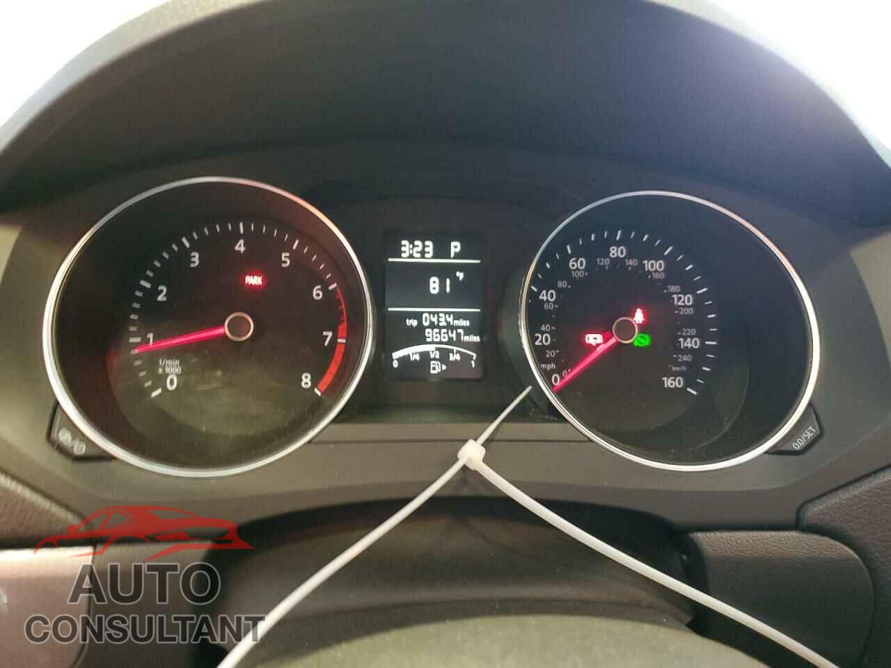 VOLKSWAGEN JETTA 2017 - 3VW2B7AJ2HM315374