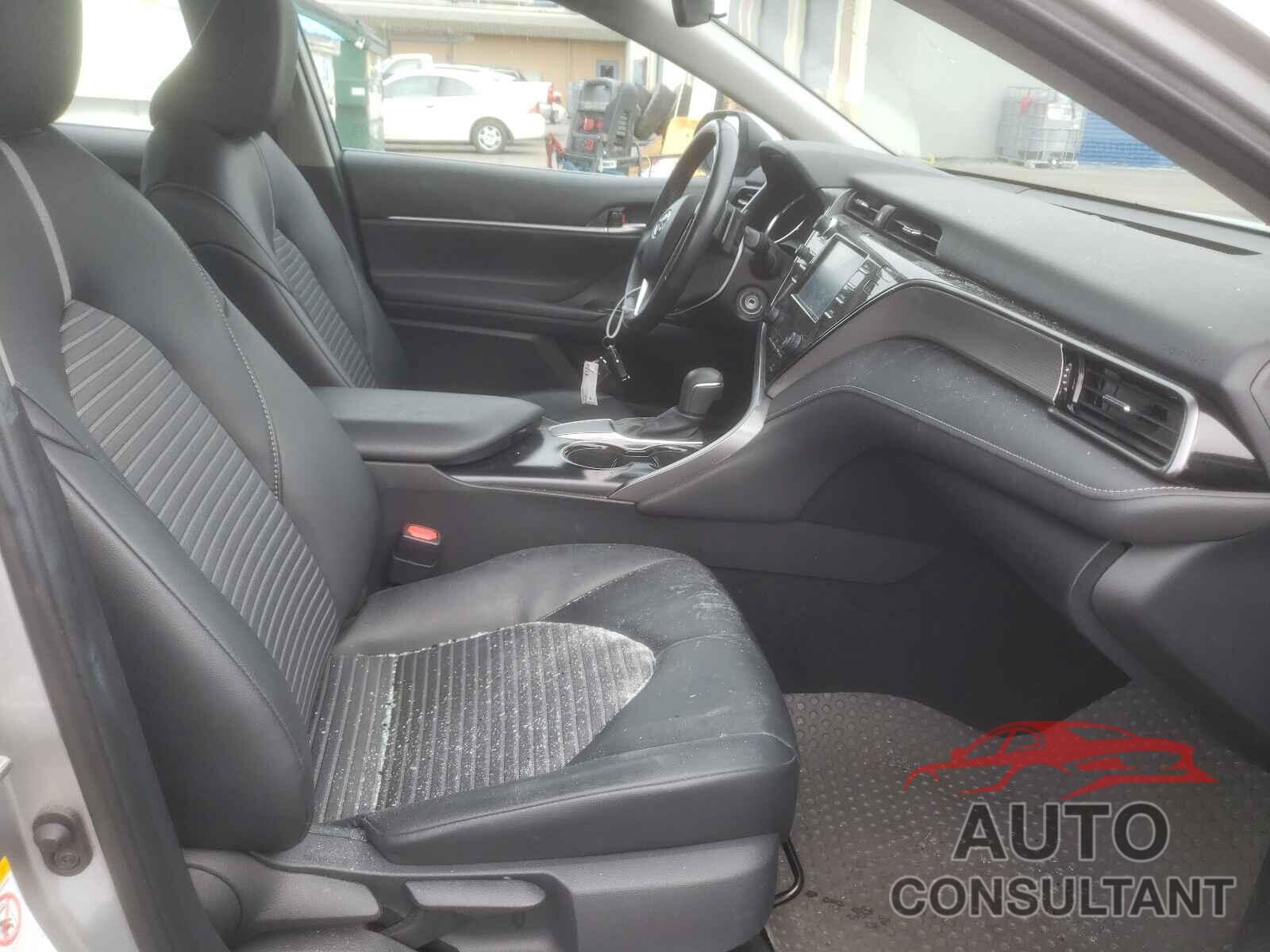 TOYOTA CAMRY 2019 - 4T1B11HK5KU214006